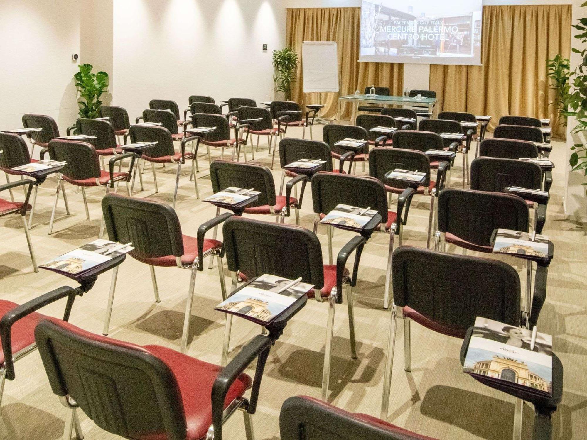 فندق ميركيور باليرمو سينترو المظهر الخارجي الصورة